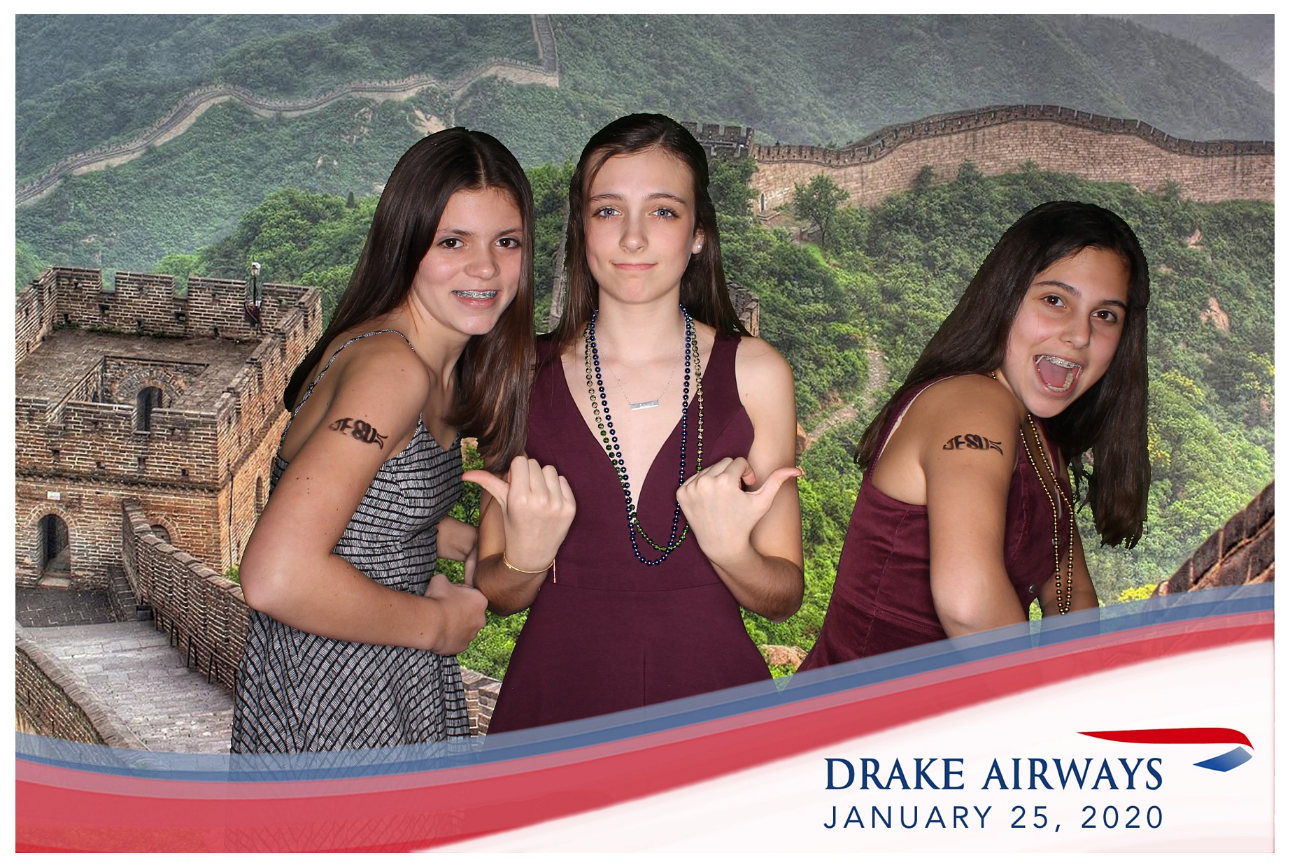 Drake Airways | View more photos from the event at gallery.photoboothcincy.com/u/PhotoBoothCincy/Drake-Airways